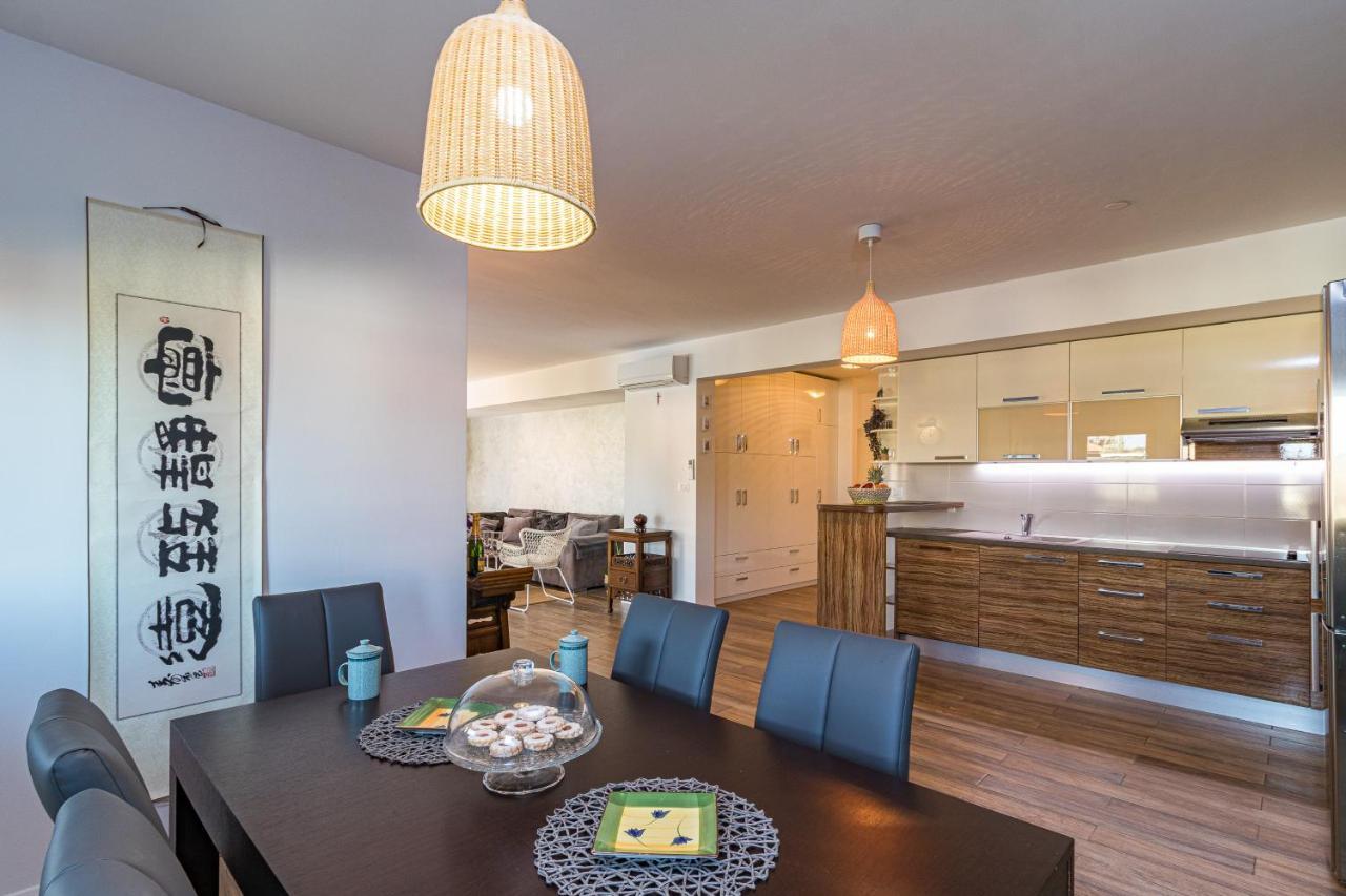Lovely Istrian Apartment With A Private Swimming Pool And A Charming Garden Banjole Exteriér fotografie